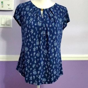 Liz Claiborne Career Blue Floral Short Sleeve Jersey Top